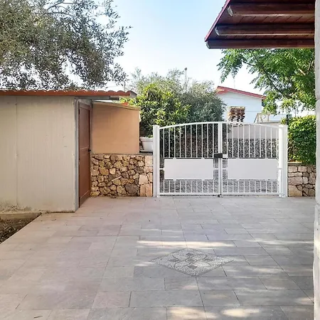 2 Bedroom In Hébergement de vacances *