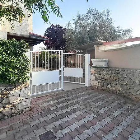 2 Bedroom In