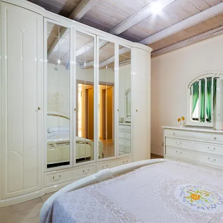2 Bedroom In *